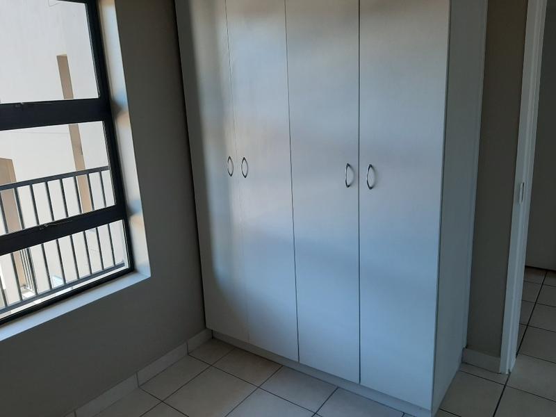 To Let 2 Bedroom Property for Rent in Burgundy Estate Western Cape